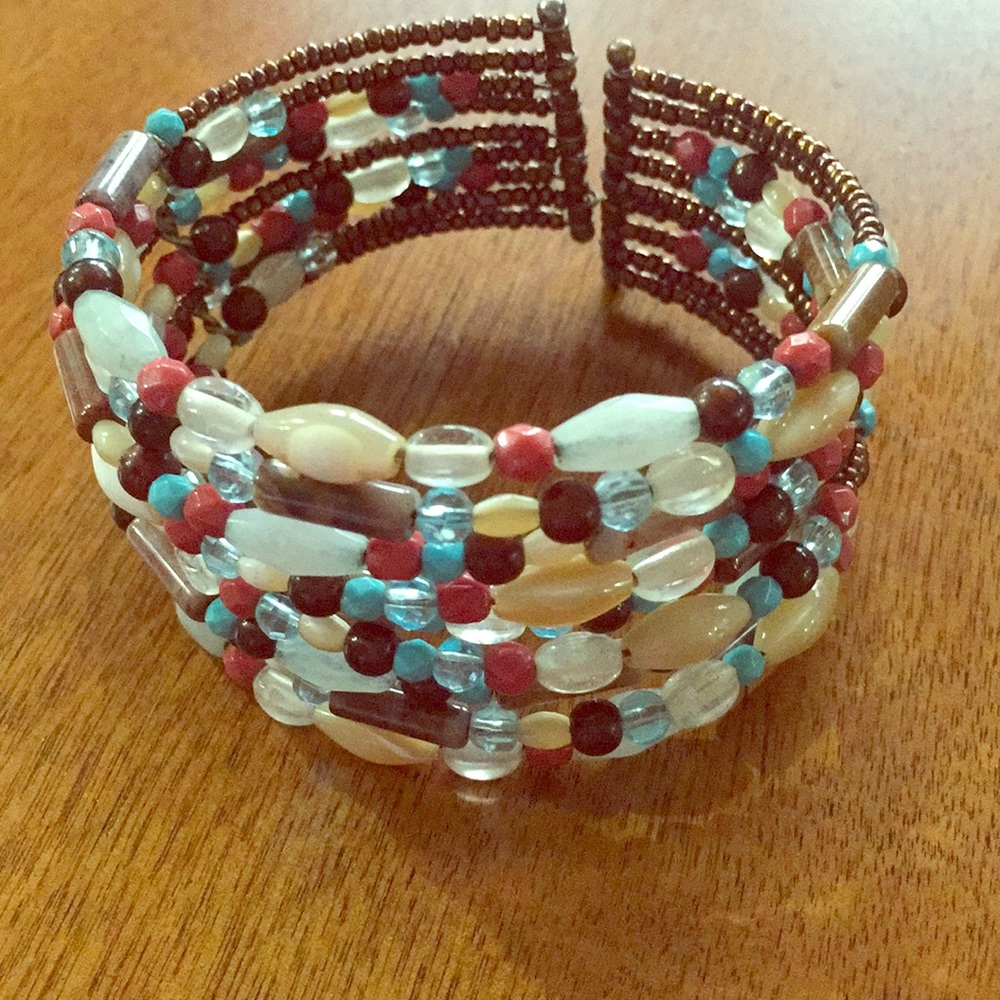 Lia Sophia clutch bracelet